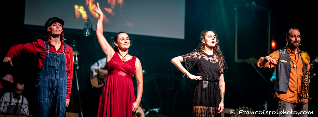 Pauline, Marine, Sarah, Paul