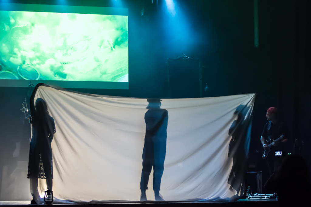 Sarah, Pauline, Marine, Sébastien