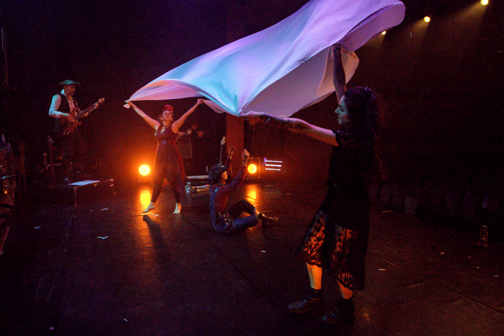 Pascal, Marine, Pauline, Sarah