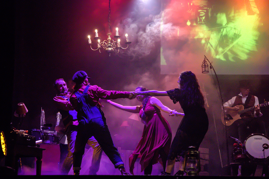 Paul, Pauline, Marine, Sarah, Olivier