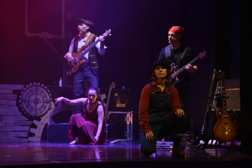Pascal, Marine, Pauline, Sébastien © Gilles Jouvenel