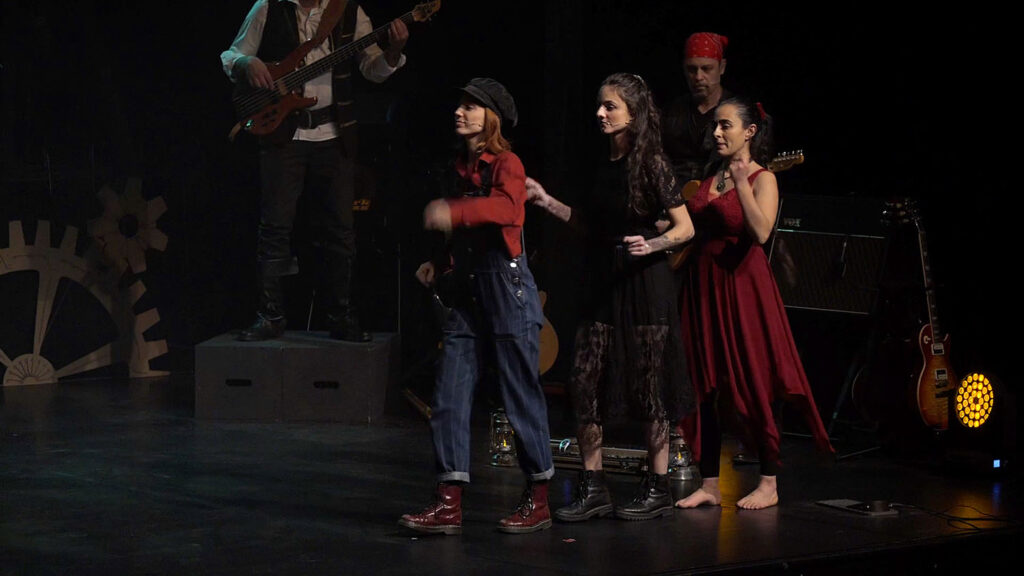 Pauline-Sarah-Marine-02