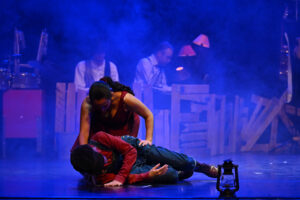 Marine, Pauline © Gilles Jouvenel