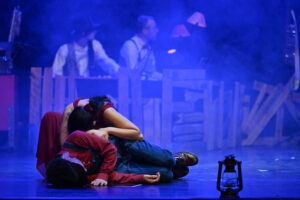 Marine, Pauline © Gilles Jouvenel