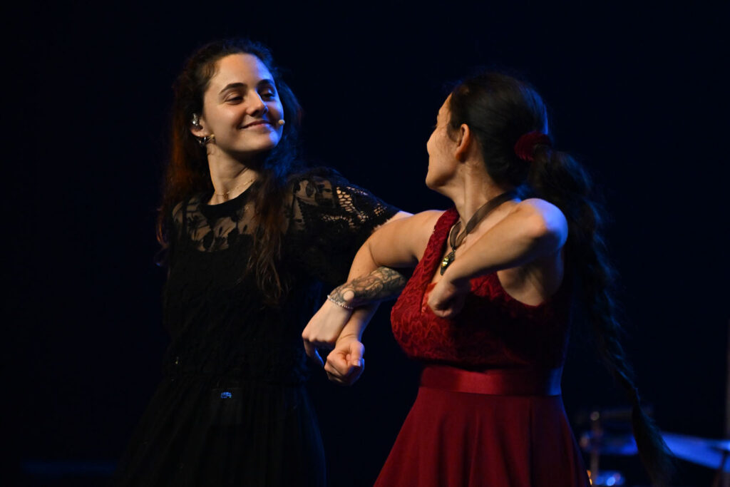 Sarah, Marine © Gilles Jouvenel